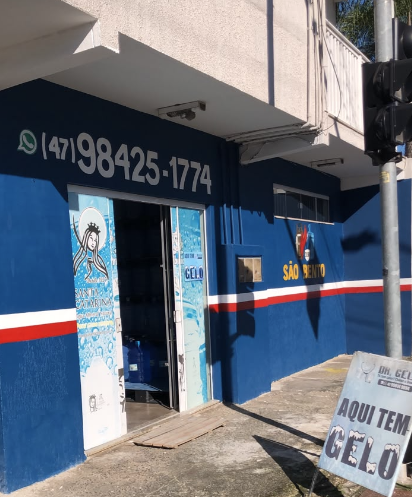 Fachada da loja São Bento Gás e Água em São Vicente, Itajaí